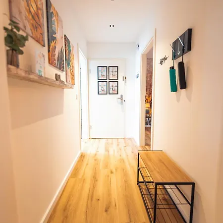 Stylisch - Citynah - Helios - Hbf - Messe Dus *