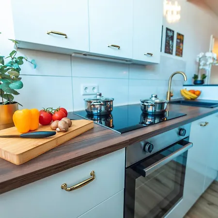 Stylisch - Citynah - Helios - Hbf - Messe Dus