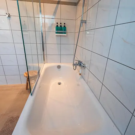 Stylisch - Citynah - Helios - Hbf - Messe Dus Krefeld