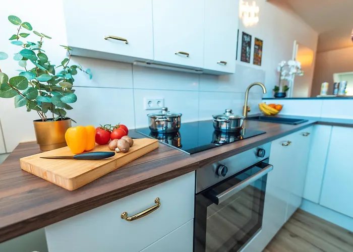 Stylisch - Citynah - Helios - Hbf - Messe Dus