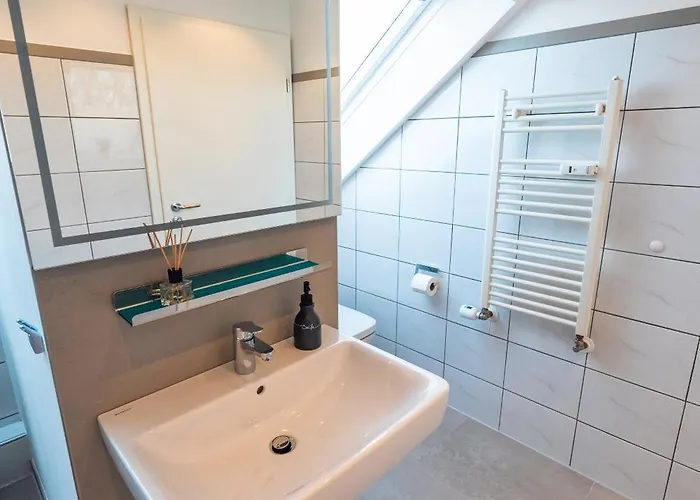 Stylisch - Citynah - Helios - Hbf - Messe Dus